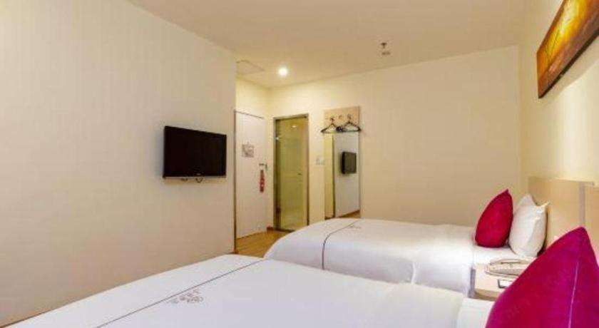 Shang Pin Hotel Shenzhen Futian Exhibition Branch Exterior photo
